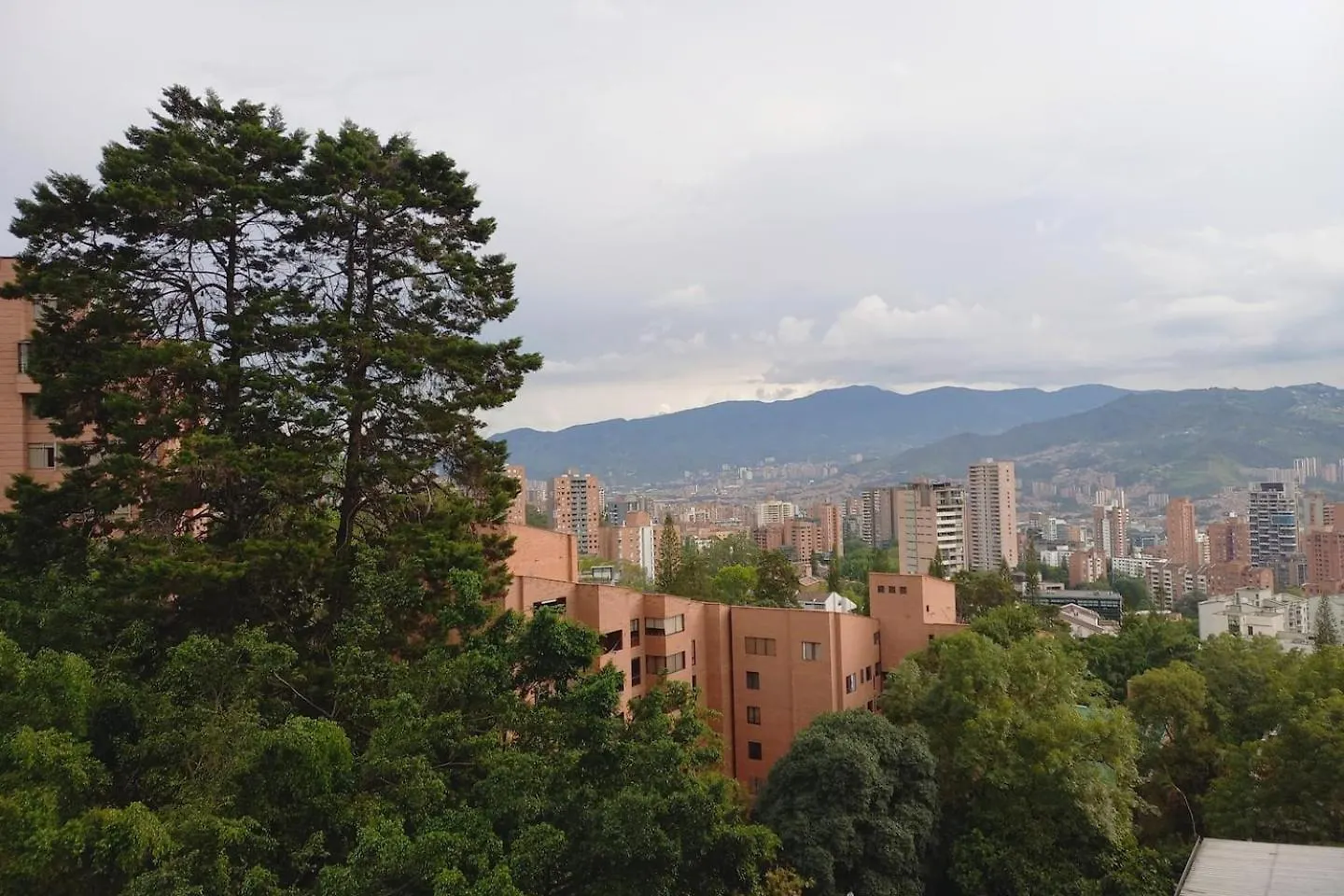 Medellin, Poblado. Perfect For Travel And Work. Daire